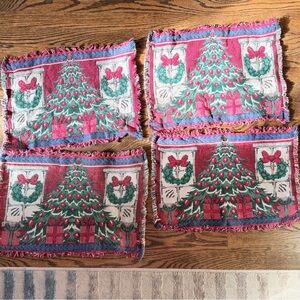 Vintage Christmas woven Placemats - Set of 4 holiday accents dining